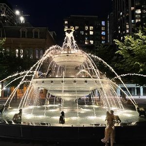 Meet your Posher, Clark